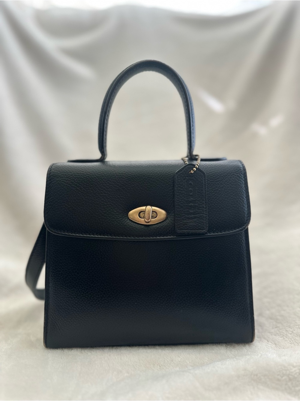 Vintage 90s COACH Madison Gracie Bag 4413 Black  Leather Pebbled Crossbody